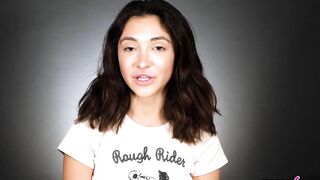 Teen Jane Wilde shows us how she likes to masturbate
