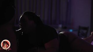 homegrown ebony ItsKittyLove gets her pussy slammed
