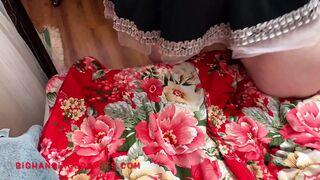 Masturbating milf with an amazing thick body