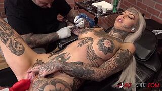 Amber Luke masturbates while getting tattooed