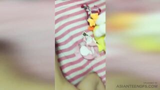 (AMATEUR) Busty Chinese MILF gets fucked by her husband at home