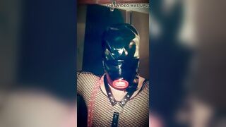 Slut in mask