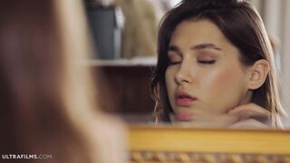 Amazing Ukrainian model Ellie Luna playing with her pussy for us only
