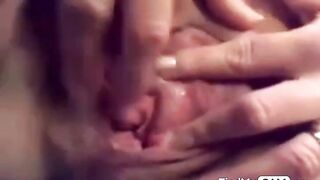 Granny pussy masturbation