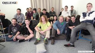 Full class of people see live fat boy's fail with Mea Melone