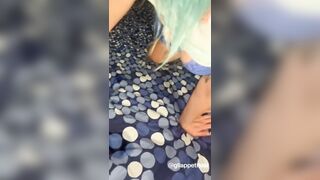 Il Cuckold vero - moglie tradisce il marito con il suo migliore amico