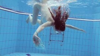 Sexy Libuse underwater in the pool