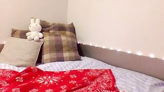 Super sexy redhead masturbating on webcam - www.porncam.ga