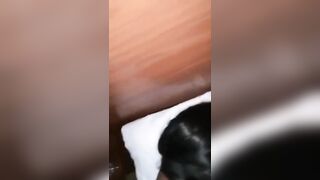 Small with rich ass gives me her ass to masturbate