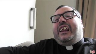 Padre Damian und Holy