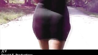 Kne Kne b. Walking