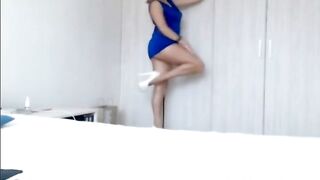 Hot and Sexy Babe Fingering Pussy on Cam