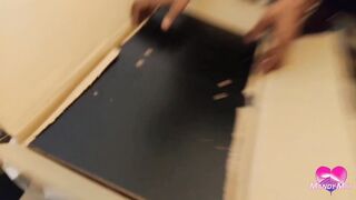 100% Anal with contractor and busty girl