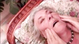 CHARMING WOMEN WITH DELICIOUS BOOBS 2 (compilation)