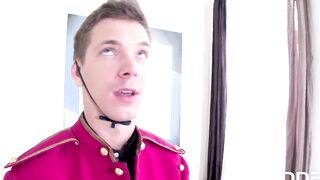 Special guest threesome with Aurelly Rebel shows her asshole fucked hard