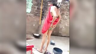 Young slster after peeing