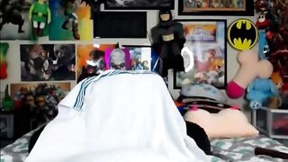 Camgirl Frog Split. Pussy Leaks With Cum.