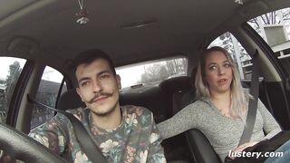 Amateur Couple Fucking in Luxury Suite