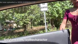 Ebony hottie gives blowjob for a ride