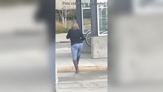 A Fan got video of MarieRocks out in public