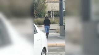 A Fan got video of MarieRocks out in public
