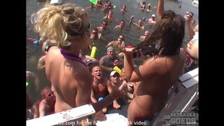 hot naked chicks in public being lesbians and wild