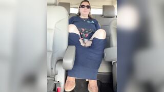 Laina Marie strips down for Uber driver