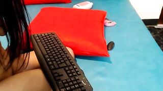 Teen gaping & farting on cam - theporncentral.com