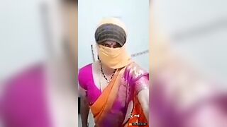 Sexy aunty
