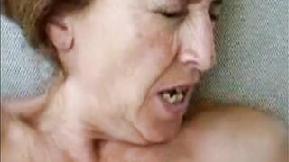 Older Woman Rubs her Pussy to Orgasm Outside