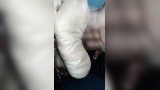 Latina maid let me film her soles & feet