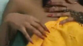 Indian Rashneen Kerim-Koram Striptease
