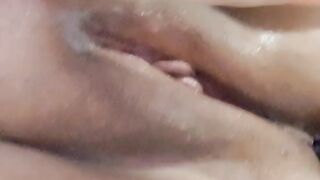 Cumming with buttplug