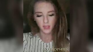 Beautiful blonde !!! If anyone knows the name tell me !!!