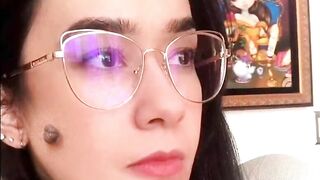 AJ Lee homages Jilliam Hall with a mole implant!