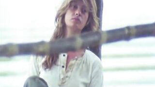 canibal Holocaust Hot Scene