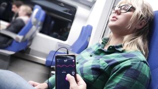 REMOTE CONTROL MY ORGASM IN THE TRAIN / PUBLIC FEMALE ORGASM