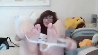 Cute girl fingers pussy on webcam