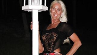 OmaFotzE Mainly Milfs and Mature Pics Slideshow