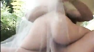 Kelly Wells, gangbang bride