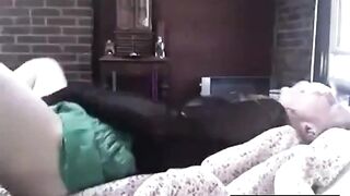 Blonde webcam masturbation