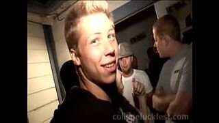 College teen fucking dick in reverse