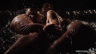 Must see amazing close up threesome sex