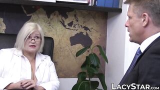 GILF Lacey Starr tricks patient into doggystyle penetration