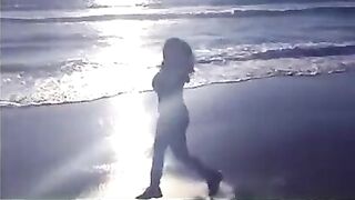 Mini Richard Big Boobs Beach Run Kiss