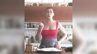 PAOLA CAROSELLA VIDEO NORMAL DESSA MILF SEX