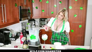 Huge Boobed Milf Lolly Dames Shows Her Milkshakes