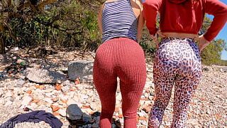 Drinking pee 2 girls best friend of "april big ass" risk drinker woman pee in public !!!!RED FULL VIDEO