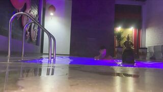 Hard sex with a Colombian in a luxurious motel