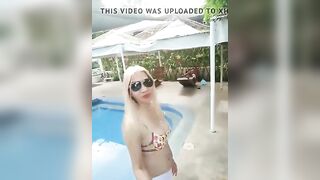 BUSTY SUPER SEXY BLONDE MILF ON VACATION